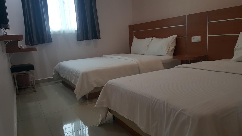 Dota Hotel Alor Setar Room photo